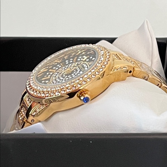 NWT - 69425 - Invicta Wildflower Women's Gold and Black Watch - Picture 5 of 7